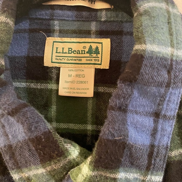 Mens LL Bean Flannel - Picture 2 of 2